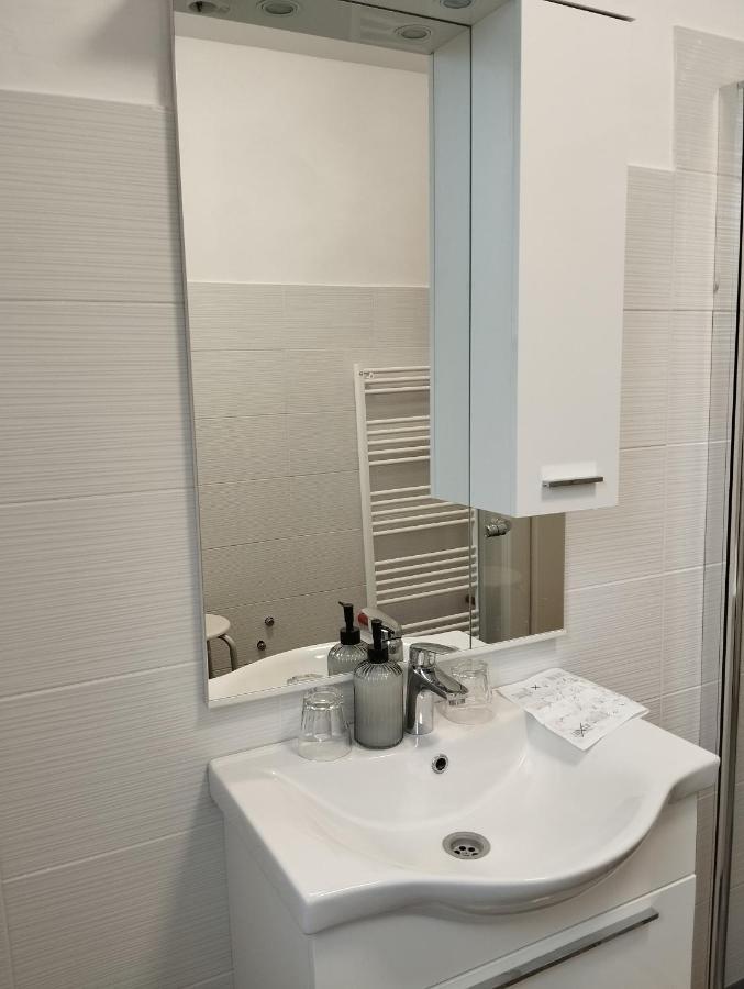 Daal Apartment Roc ภายนอก รูปภาพ